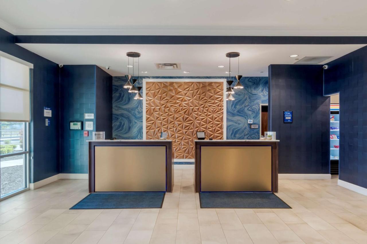 Best Western Plus St. Louis Airport Hotel Woodson Terrace Exterior foto