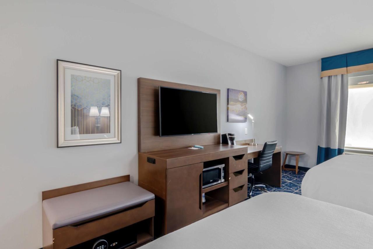 Best Western Plus St. Louis Airport Hotel Woodson Terrace Exterior foto