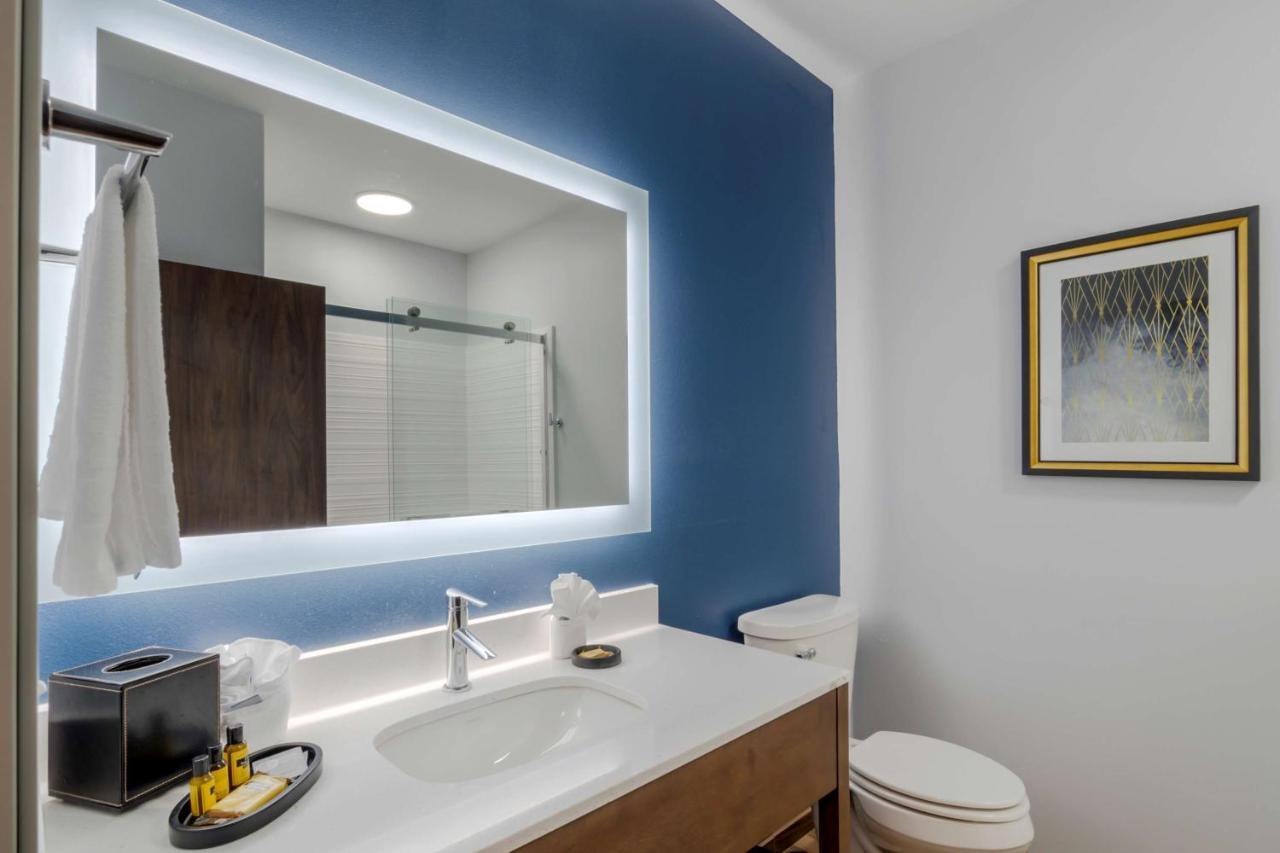 Best Western Plus St. Louis Airport Hotel Woodson Terrace Exterior foto